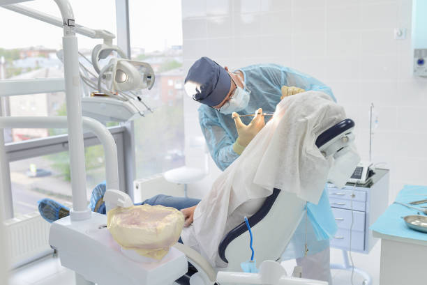 Best Emergency Treatment for Oral Infections in Beverly Hills, FL